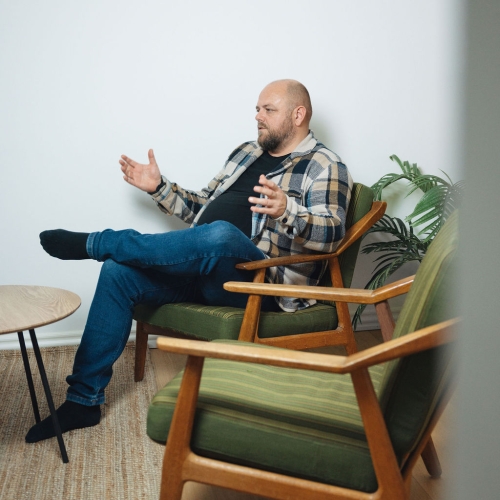 PTSD behandling i Aarhus med fokus på samtaleterapi, tryghed og personlig udvikling